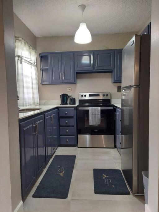 Modern Apartment At The Worthington Kingston Luaran gambar