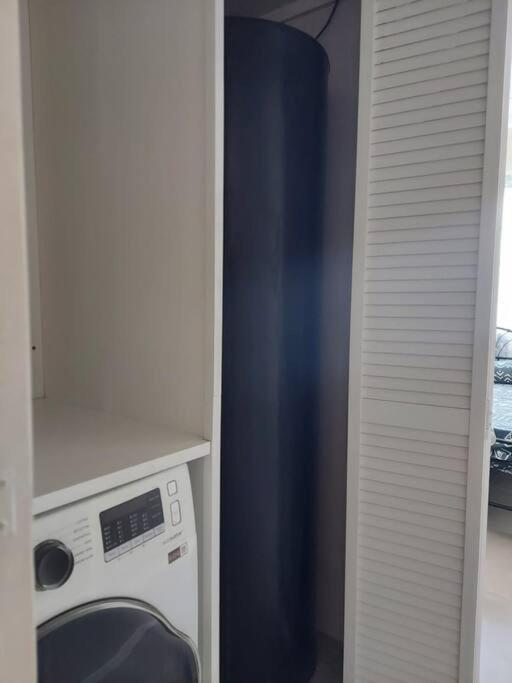 Modern Apartment At The Worthington Kingston Luaran gambar